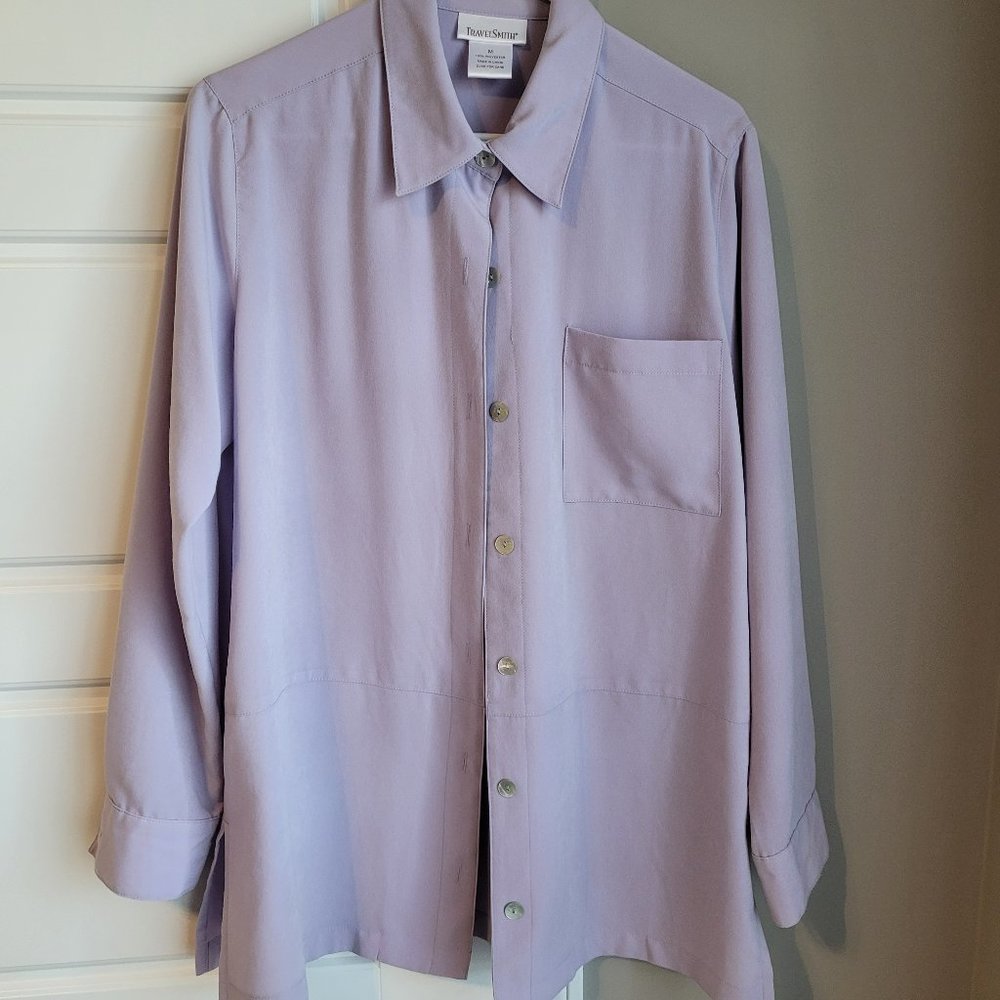 Ladies Travelsmith oversize shirt, size medium